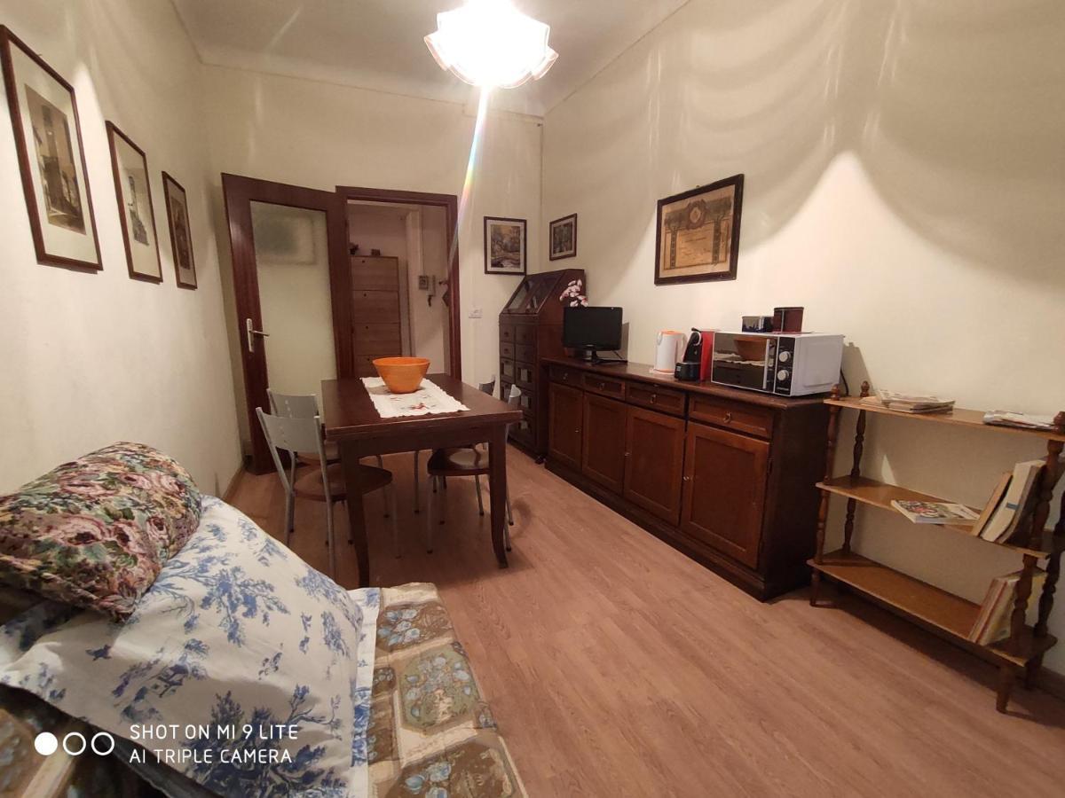 Ex Ostu Impero: Vino, Tartufo Ed Ospitalita Apartment La Morra Luaran gambar
